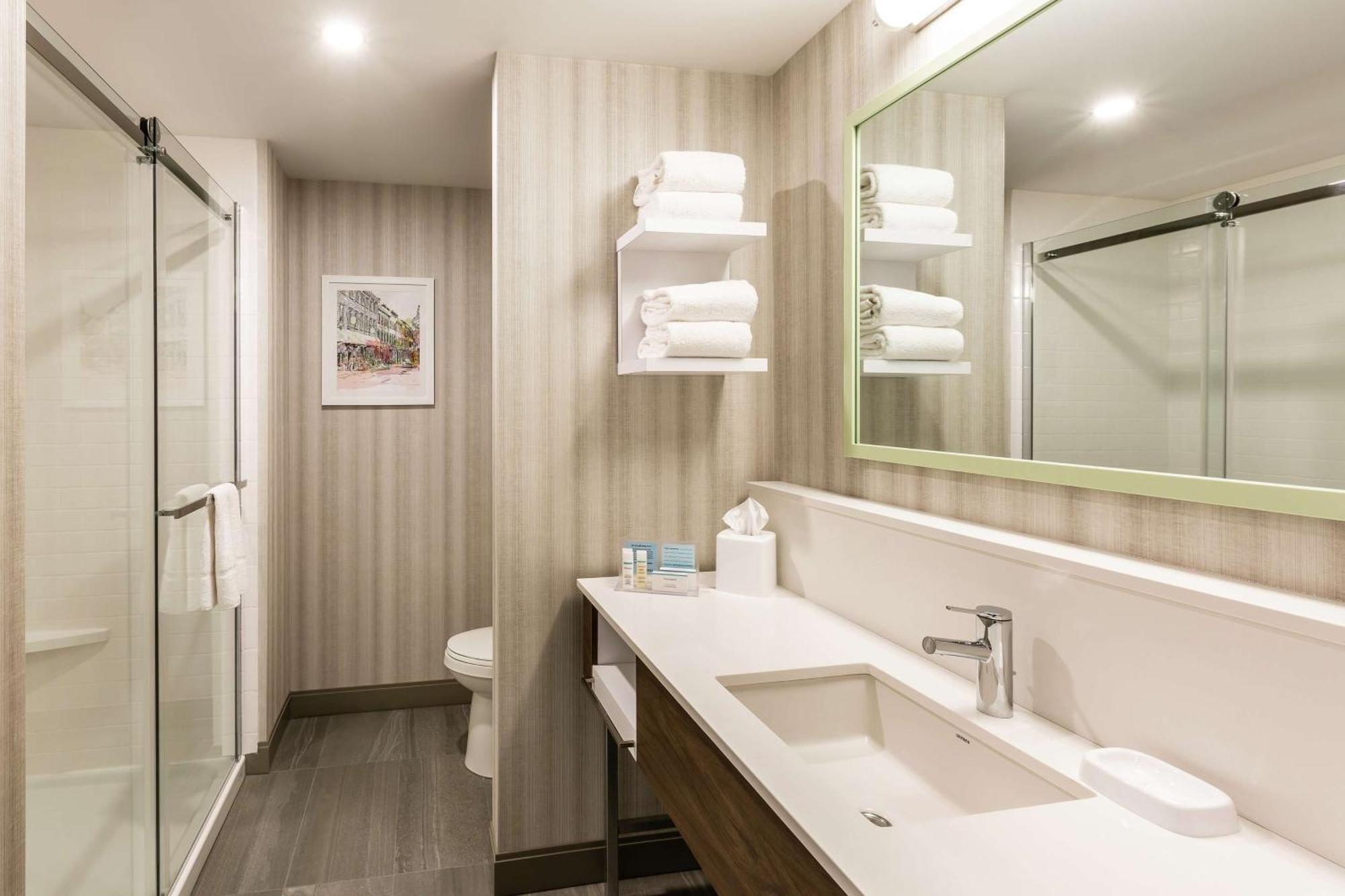Hampton Inn & Suites By Hilton Quebec - Beauport Экстерьер фото