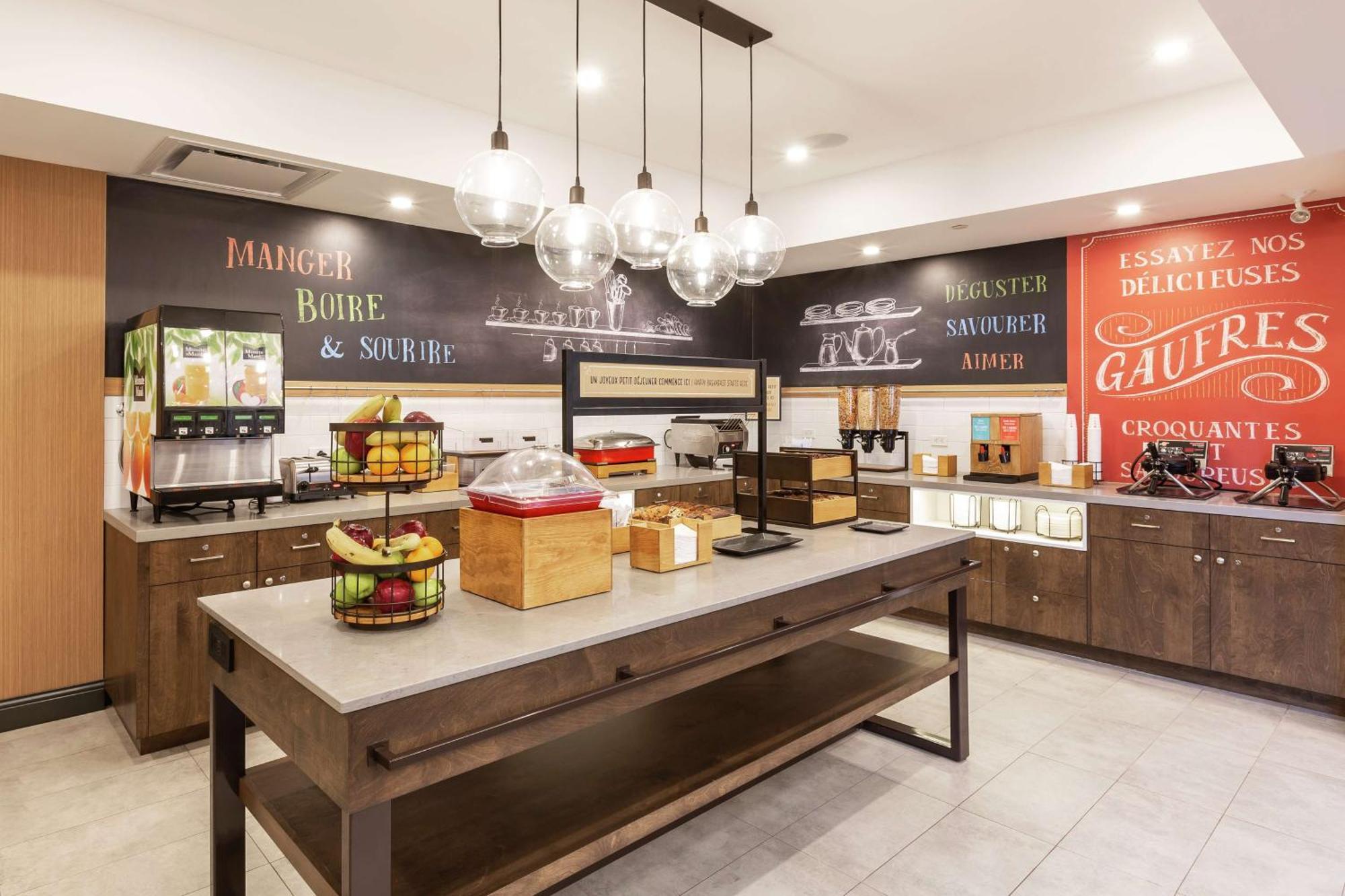 Hampton Inn & Suites By Hilton Quebec - Beauport Экстерьер фото