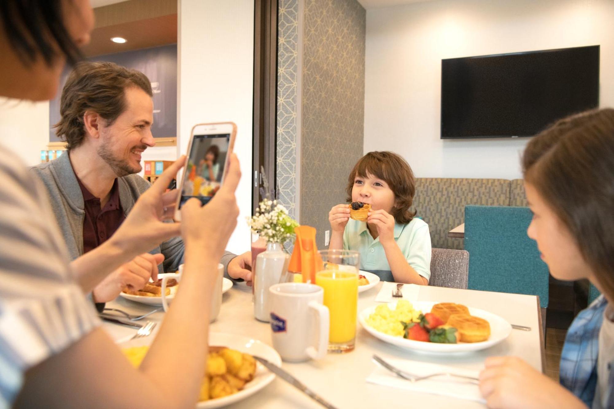 Hampton Inn & Suites By Hilton Quebec - Beauport Экстерьер фото