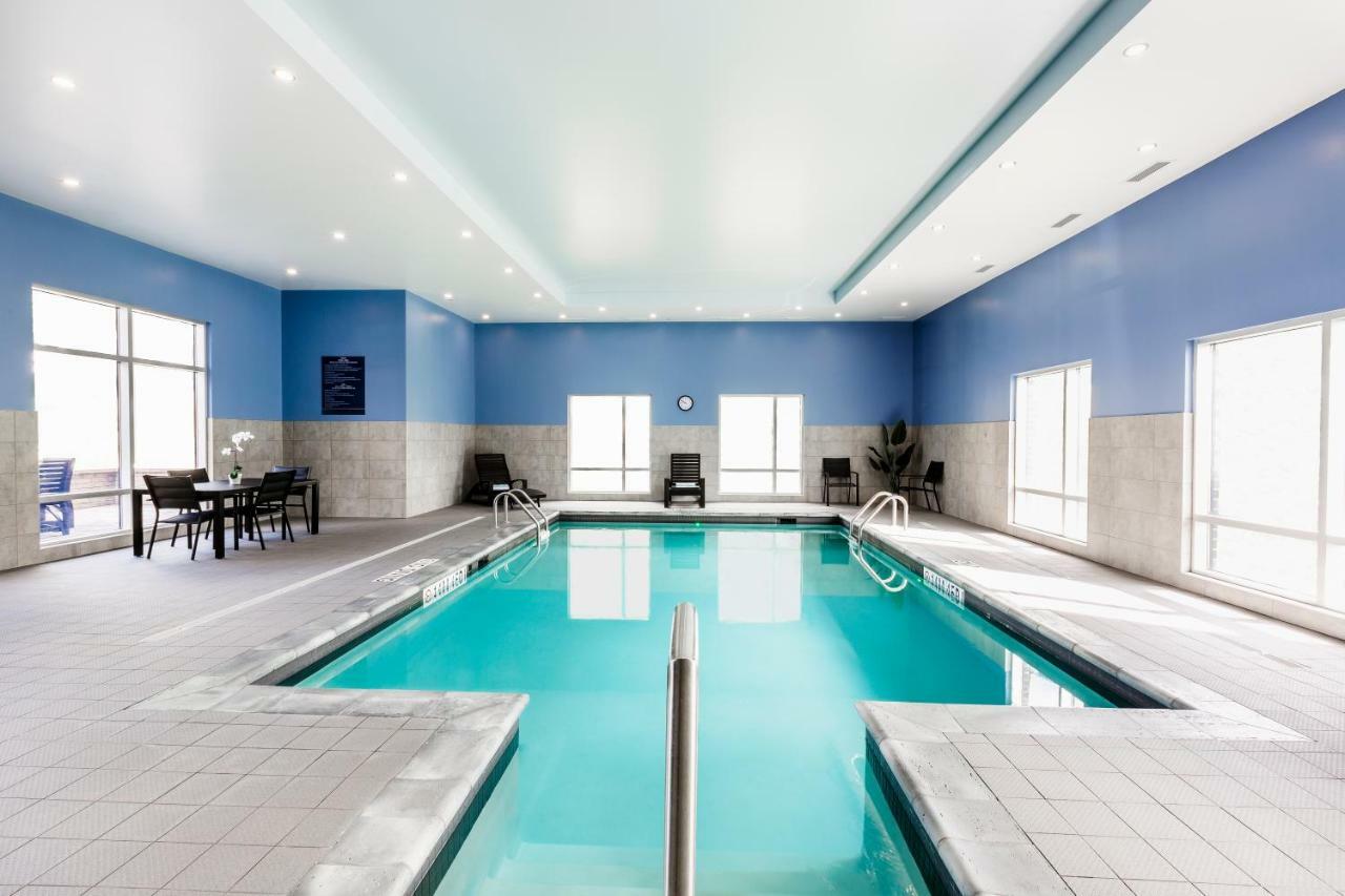 Hampton Inn & Suites By Hilton Quebec - Beauport Экстерьер фото